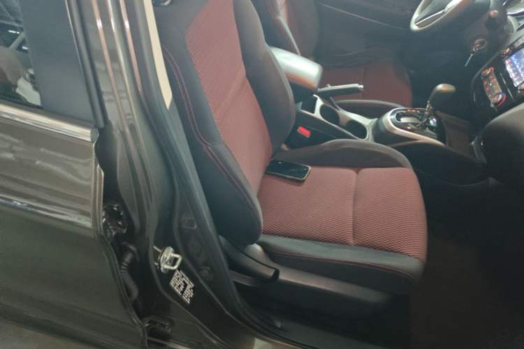 Used Nissan Qashqai 2017 2.0L CVT Elite Edition China V Standard Right Front Seat