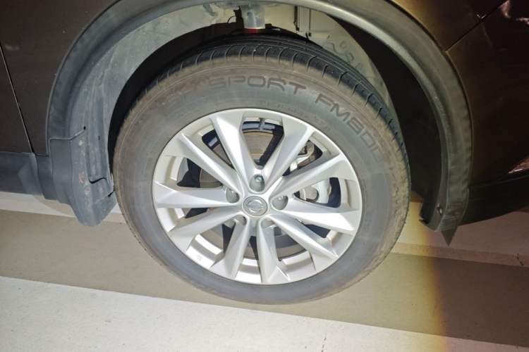 Used Nissan Qashqai 2017 2.0L CVT Elite Edition China V Standard Right Front Wheel Hub