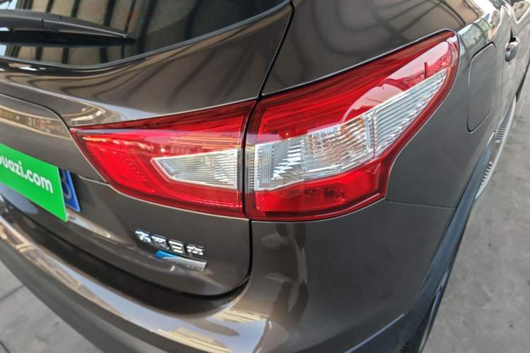 Used Nissan Qashqai 2017 2.0L CVT Luxury Edition China V Standard Right Rear Taillight