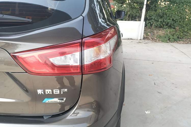 Used Nissan Qashqai 2017 2.0L CVT Smart Enjoyment Version China V Standard Right Rear Taillight