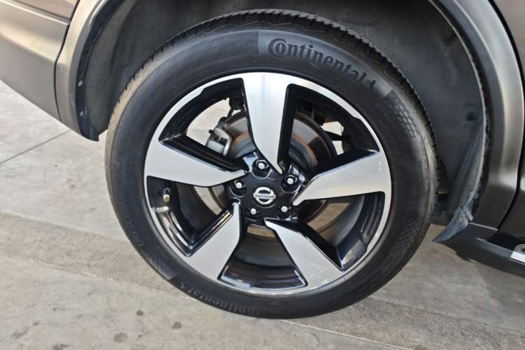 Used Nissan Qashqai 2017 2.0L CVT Luxury Edition China V Standard Right Rear Wheel Hub
