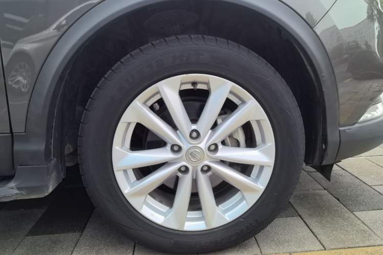 Used Nissan Qashqai 2017 2.0L CVT Elite Edition China V Standard Right Rear Wheel Hub