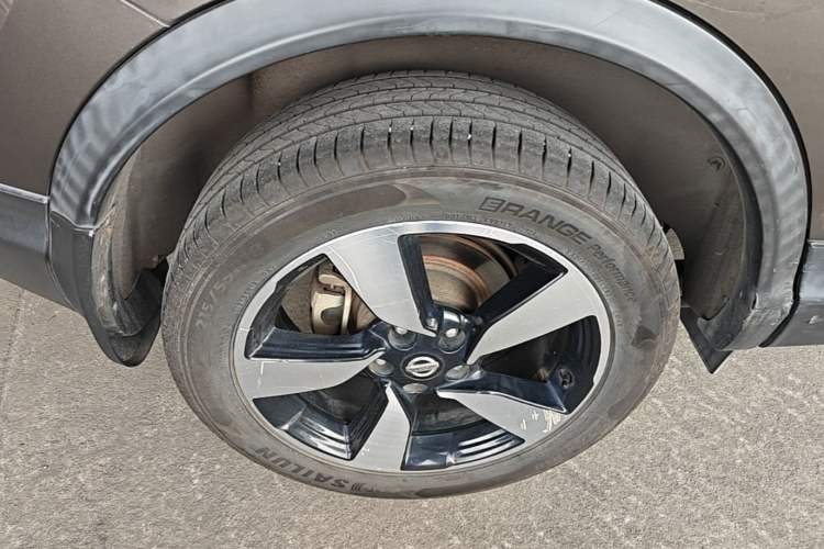 Used Nissan Qashqai 2017 2.0L CVT Smart Enjoyment Version China V Standard Right Rear Wheel Hub