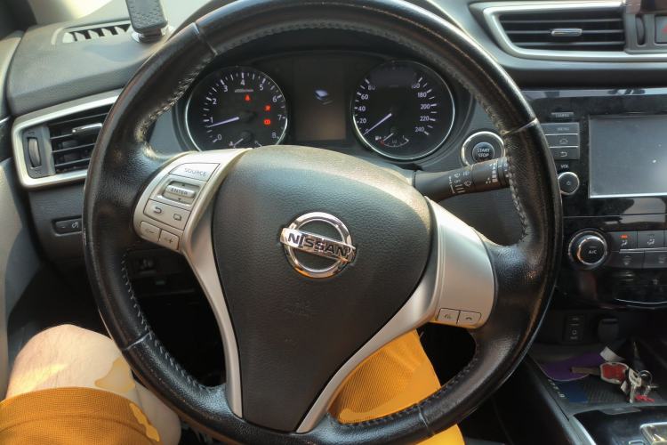 Used Nissan Qashqai 2017 2.0L CVT Luxury Edition China V Standard Steering Wheel