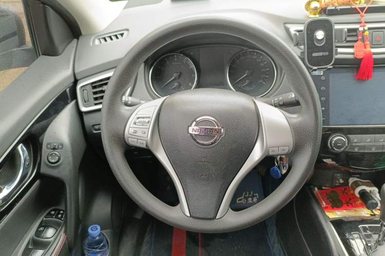 Used Nissan Qashqai 2017 2.0L CVT Elite Edition China V Standard Steering Wheel