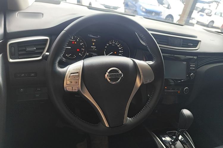 Used Nissan Qashqai 2017 2.0L CVT Smart Enjoyment Version China V Standard Steering Wheel