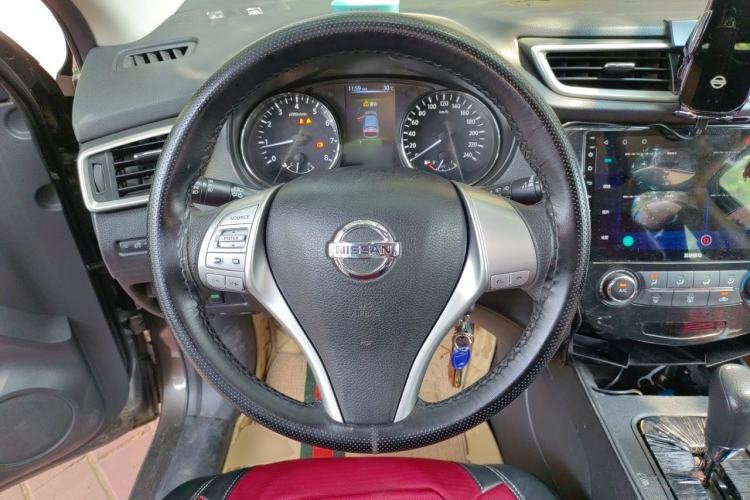 Used Nissan Qashqai 2017 2.0L CVT Elite Edition China V Standard Steering Wheel