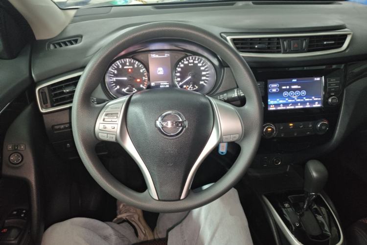 Used Nissan Qashqai 2017 2.0L CVT Elite Edition China V Standard Steering Wheel