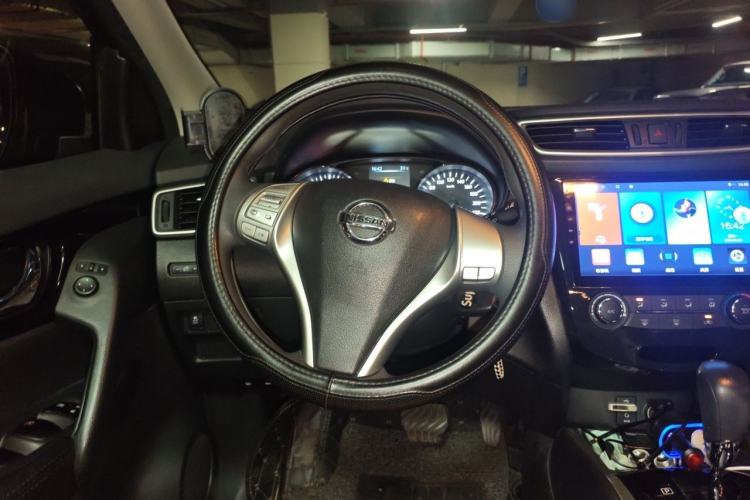 Used Nissan Qashqai 2017 2.0L CVT Elite Edition China V Standard Steering Wheel