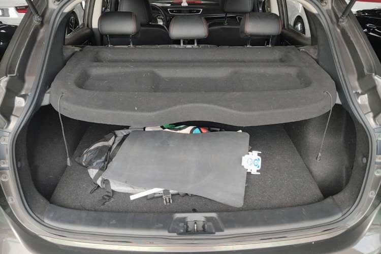 Used Nissan Qashqai 2017 2.0L CVT Smart Enjoyment Version China V Standard Trunk