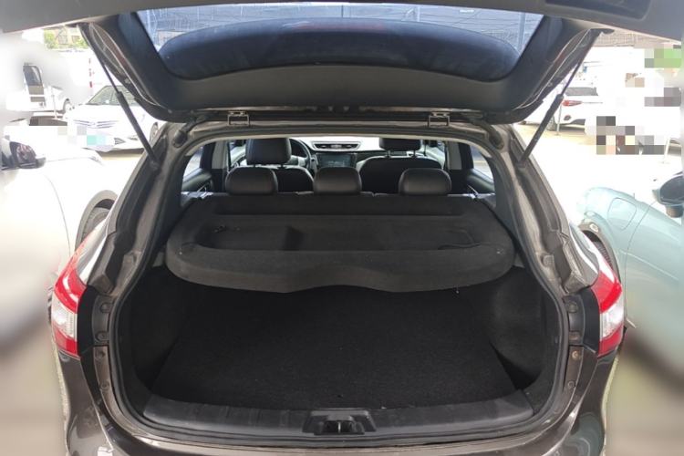 Used Nissan Qashqai 2017 2.0L CVT Smart Enjoyment Version China V Standard Trunk