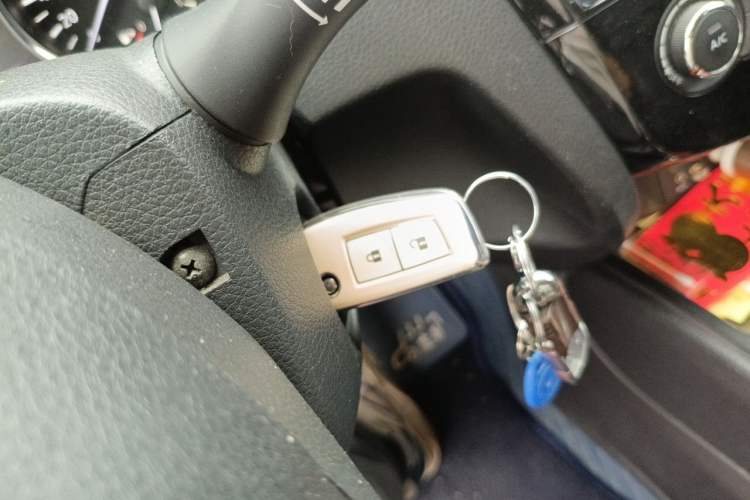Used Nissan Qashqai 2017 2.0L CVT Elite Edition China V Standard Vehicle Key