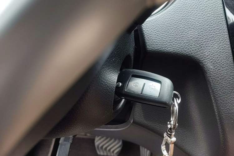 Used Nissan Qashqai 2017 2.0L CVT Smart Enjoyment Version China V Standard Vehicle Key