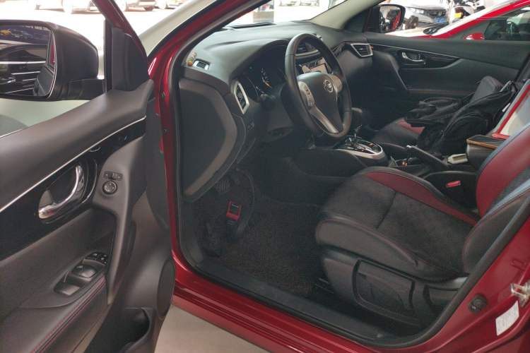 Used Nissan Qashqai 2017 2.0L CVT Smart Enjoyment Version China V Standard Driver Seat