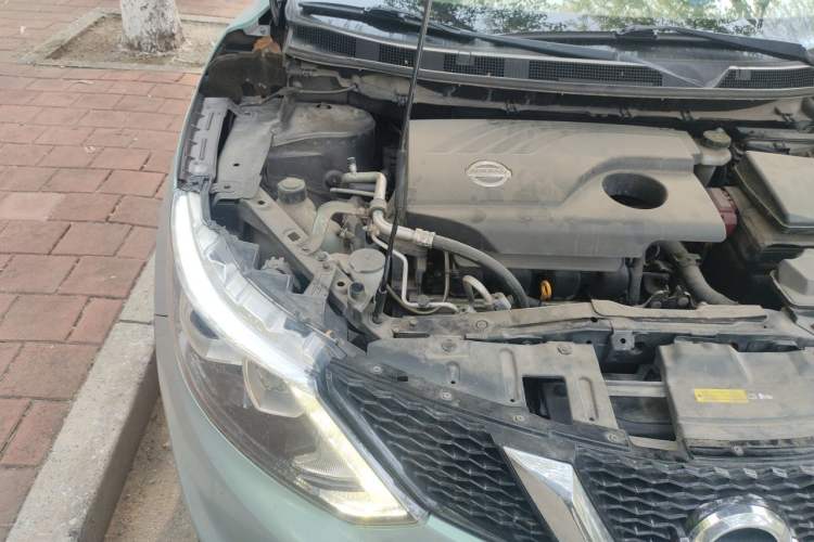 Used Nissan Qashqai 2017 2.0L CVT Elite Edition China V Standard Engine Bay Right