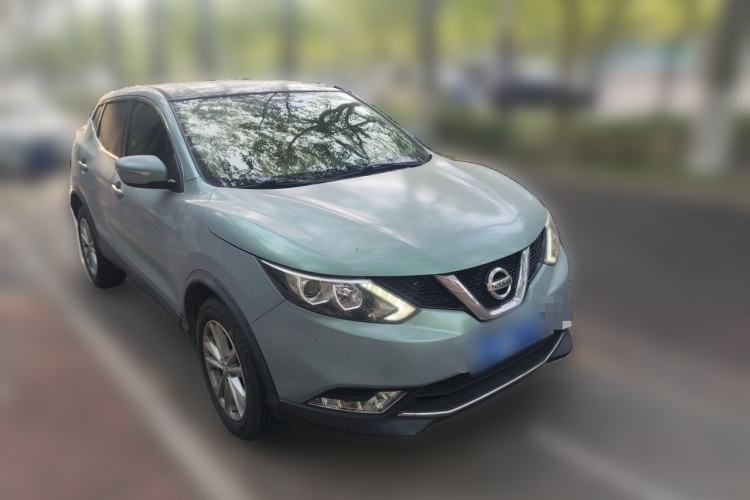 Used Nissan Qashqai 2017 2.0L CVT Elite Edition China V Standard Front Right 45 Deg