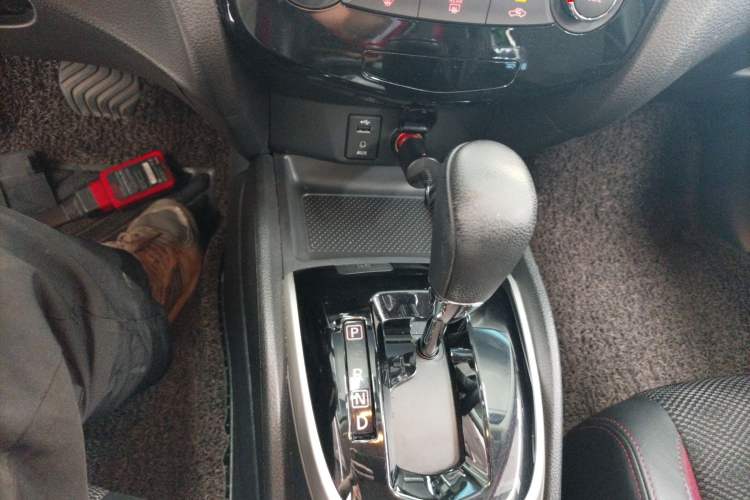 Used Nissan Qashqai 2017 2.0L CVT Smart Enjoyment Version China V Standard Gear Lever