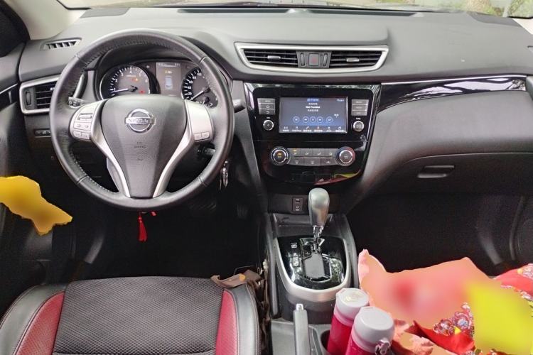 Used Nissan Qashqai 2017 2.0L CVT Smart Enjoyment Version China V Standard Center Console