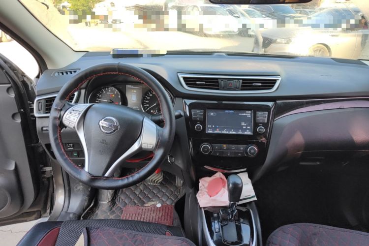 Used Nissan Qashqai 2017 2.0L CVT Smart Enjoyment Version China V Standard Center Console