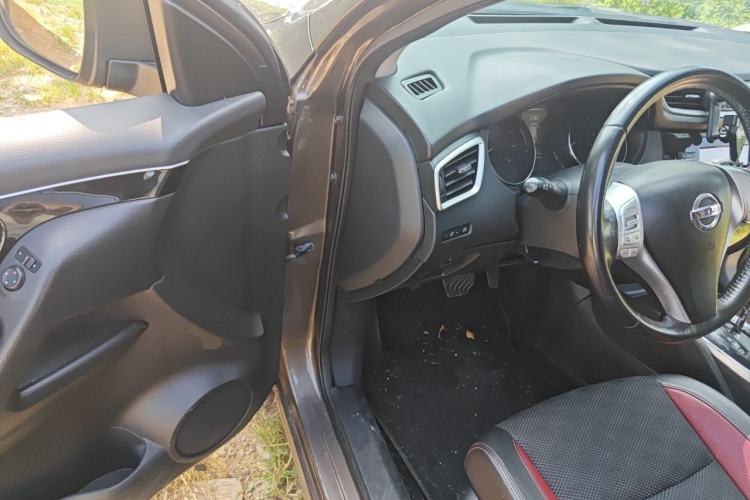 Used Nissan Qashqai 2017 2.0L CVT Smart Enjoyment Version China V Standard Driver Seat