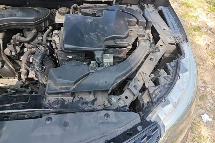 Used Nissan Qashqai 2017 2.0L CVT Smart Enjoyment Version China V Standard Engine Bay Left