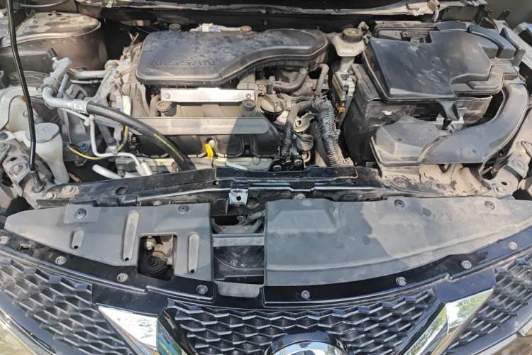 Used Nissan Qashqai 2017 2.0L CVT Smart Enjoyment Version China V Standard Engine Bay