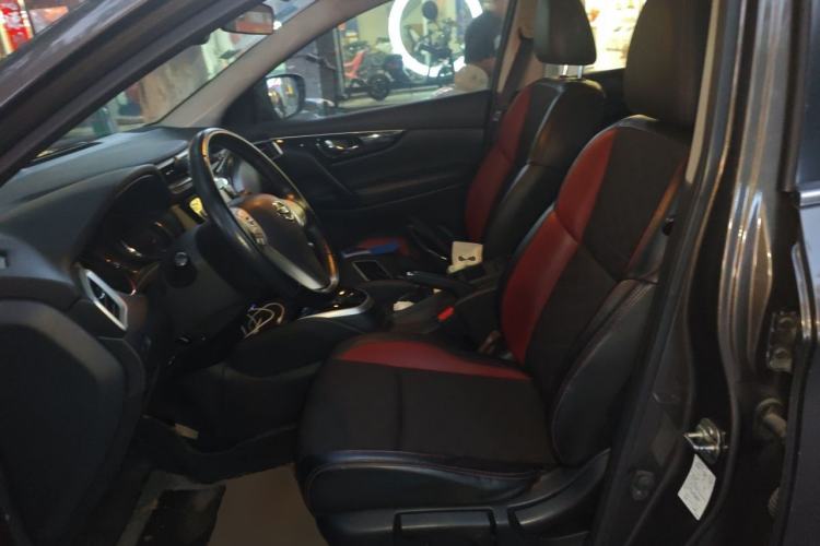 Used Nissan Qashqai 2017 2.0L CVT Smart Enjoyment Version China V Standard Left Front Seat
