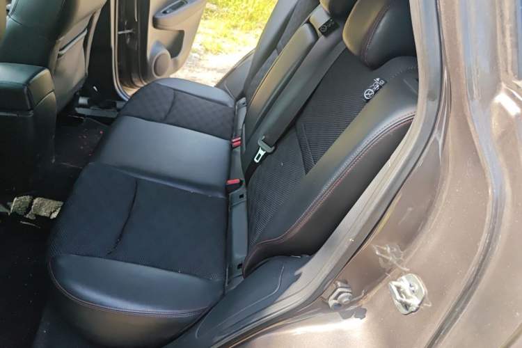 Used Nissan Qashqai 2017 2.0L CVT Smart Enjoyment Version China V Standard Left Rear Seat