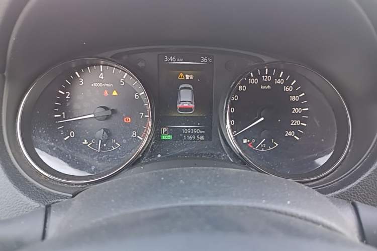 Used Nissan Qashqai 2017 2.0L CVT Smart Enjoyment Version China V Standard Odometer Close Up