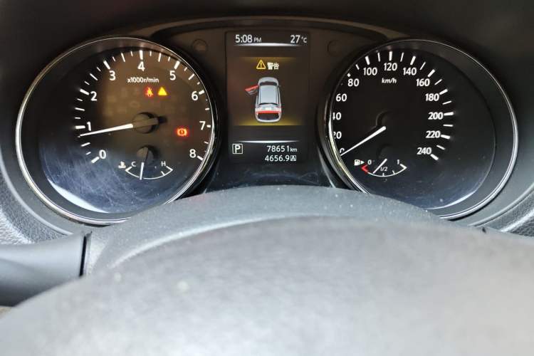 Used Nissan Qashqai 2017 2.0L CVT Smart Enjoyment Version China V Standard Odometer Close Up