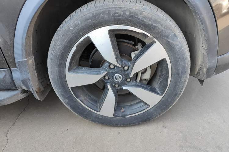 Used Nissan Qashqai 2017 2.0L CVT Smart Enjoyment Version China V Standard Right Front Wheel Hub