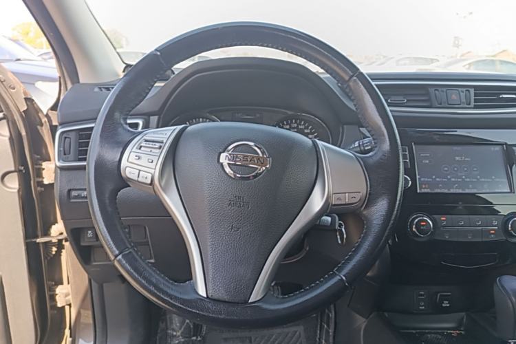 Used Nissan Qashqai 2017 2.0L CVT Smart Enjoyment Version China V Standard Steering Wheel