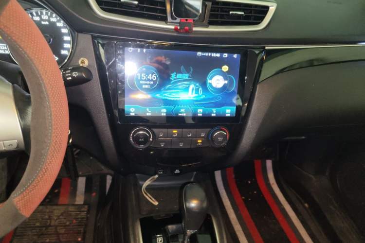 Used Nissan Qashqai 2017 2.0L CVT Smart Enjoyment Version China V Standard Audio And AC Panel