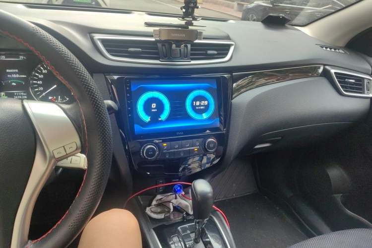 Used Nissan Qashqai 2017 2.0L CVT Smart Enjoyment Version China V Standard Audio And AC Panel