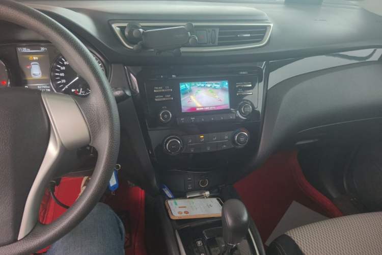Used Nissan Qashqai 2017 2.0L CVT Elite Edition China V Standard Audio And AC Panel