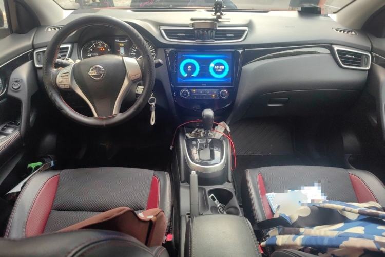 Used Nissan Qashqai 2017 2.0L CVT Smart Enjoyment Version China V Standard Center Console