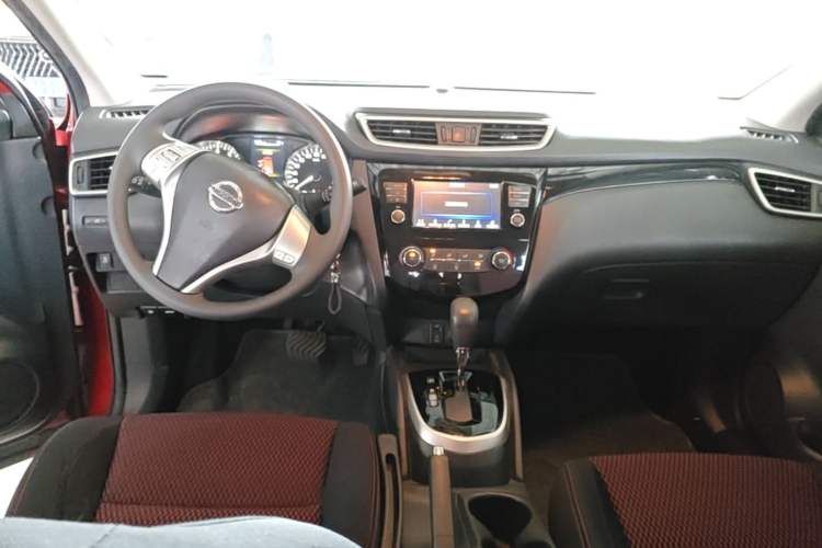 Used Nissan Qashqai 2017 2.0L CVT Elite Edition China V Standard Center Console