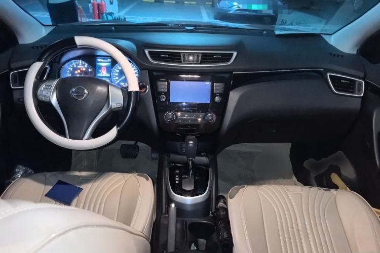 Used Nissan Qashqai 2017 2.0L CVT Luxury Edition China V Standard Center Console