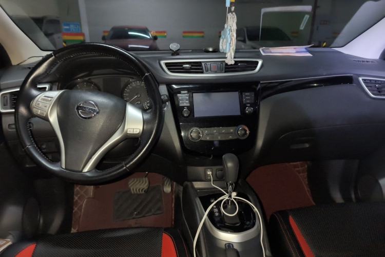 Used Nissan Qashqai 2017 2.0L CVT Luxury Edition China V Standard Center Console