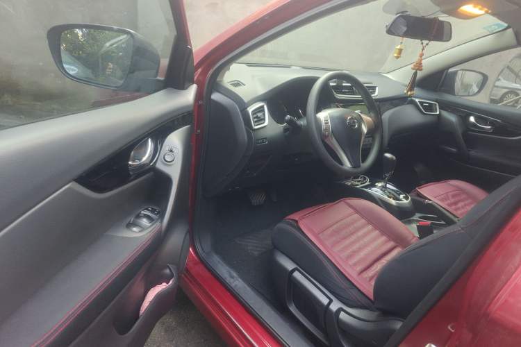 Used Nissan Qashqai 2017 2.0L CVT Elite Edition China V Standard Driver Seat
