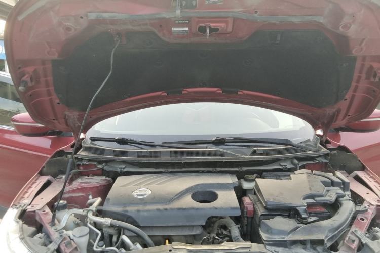 Used Nissan Qashqai 2017 2.0L CVT Smart Enjoyment Version China V Standard Engine Bay