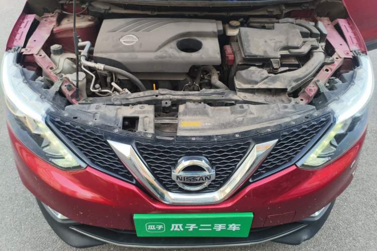 Used Nissan Qashqai 2017 2.0L CVT Smart Enjoyment Version China V Standard Engine Bay