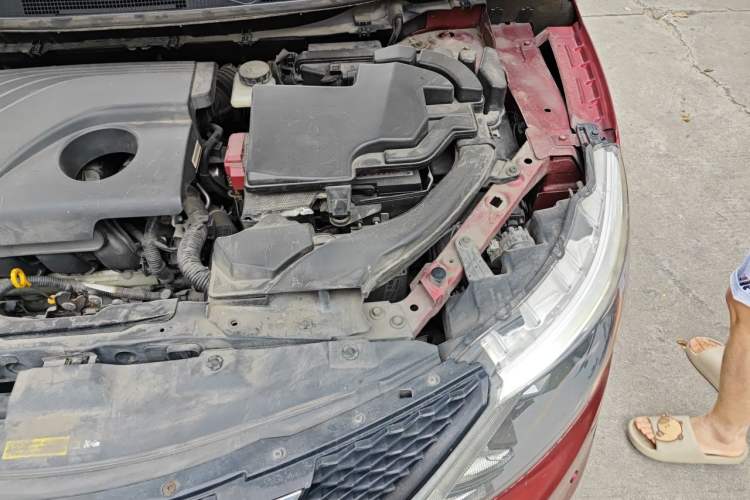 Used Nissan Qashqai 2017 2.0L CVT Smart Enjoyment Version China V Standard Engine Bay Left