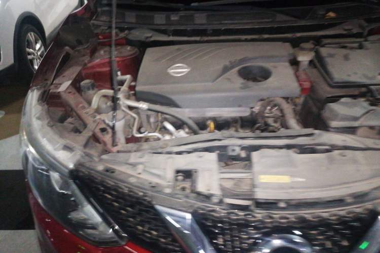 Used Nissan Qashqai 2017 2.0L CVT Elite Edition China V Standard Engine Bay Right