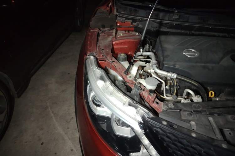 Used Nissan Qashqai 2017 2.0L CVT Elite Edition China V Standard Engine Bay Right