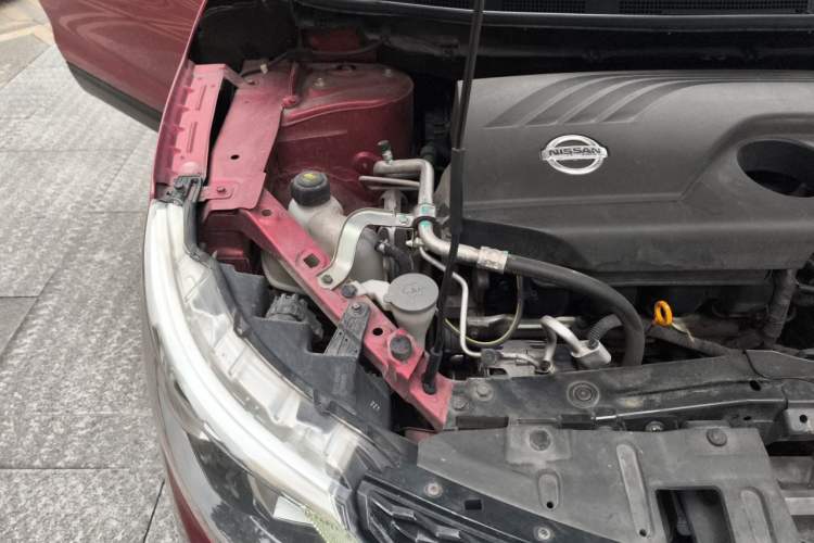 Used Nissan Qashqai 2017 2.0L CVT Smart Enjoyment Version China V Standard Engine Bay Right