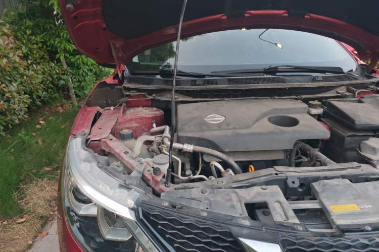 Used Nissan Qashqai 2017 2.0L CVT Smart Enjoyment Version China V Standard Engine Bay Right