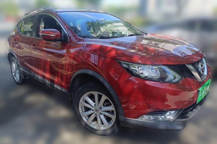 Used Nissan Qashqai 2017 2.0L CVT Elite Edition China V Standard Front Right 45 Deg