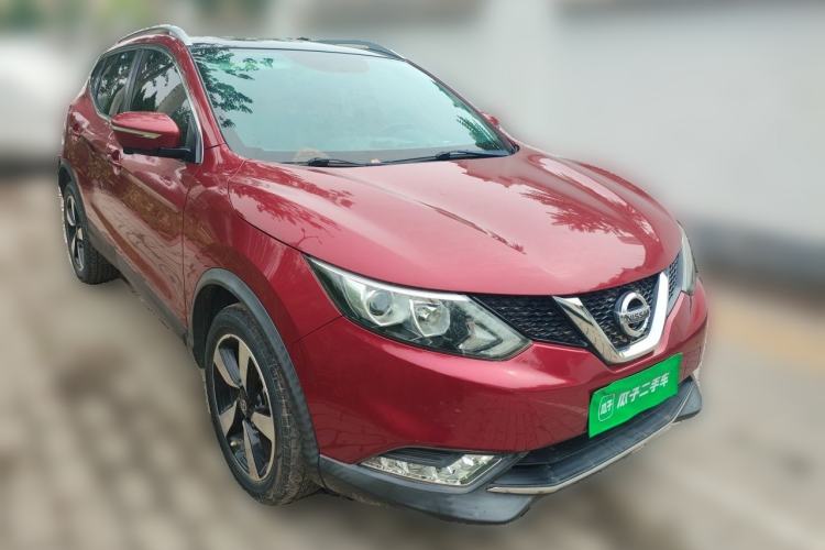 Used Nissan Qashqai 2017 2.0L CVT Luxury Edition China V Standard Front Right 45 Deg