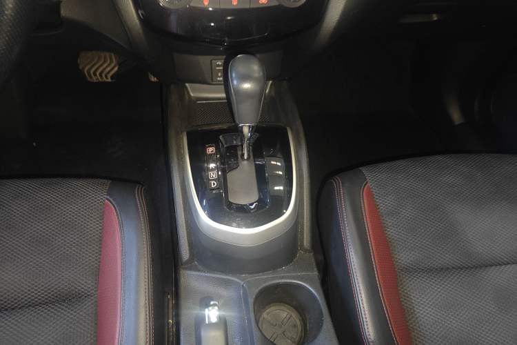 Used Nissan Qashqai 2017 2.0L CVT Smart Enjoyment Version China VI Standard Gear Lever